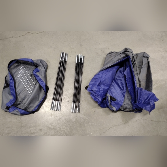 Gorich 3-4 Person Tent for Beach Camping BBQ Fishing Music Festivals Blue & Gray - Picture 4 of 9